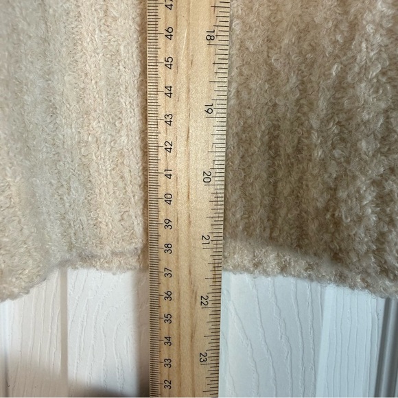 Wit & Wisdom Cream Crew Neck Sweater - Picture 13 of 13